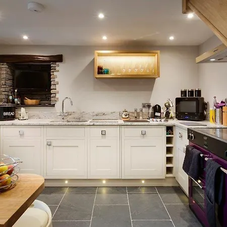 別荘 The Cosy Peacock *