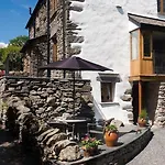 The Cosy Peacock بيت للعطل ويندرمير